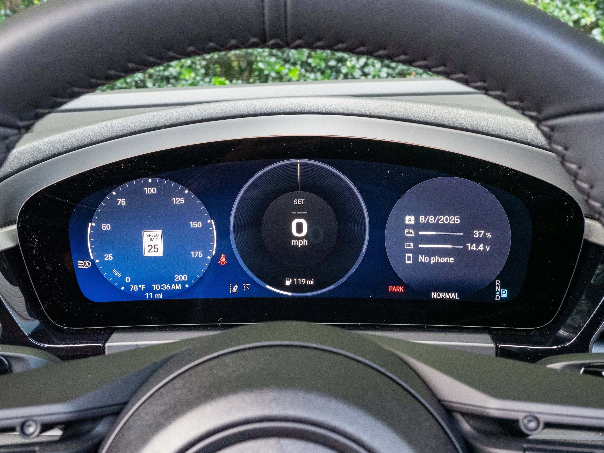 New 2025 Porsche Macan Electric RWD image 21