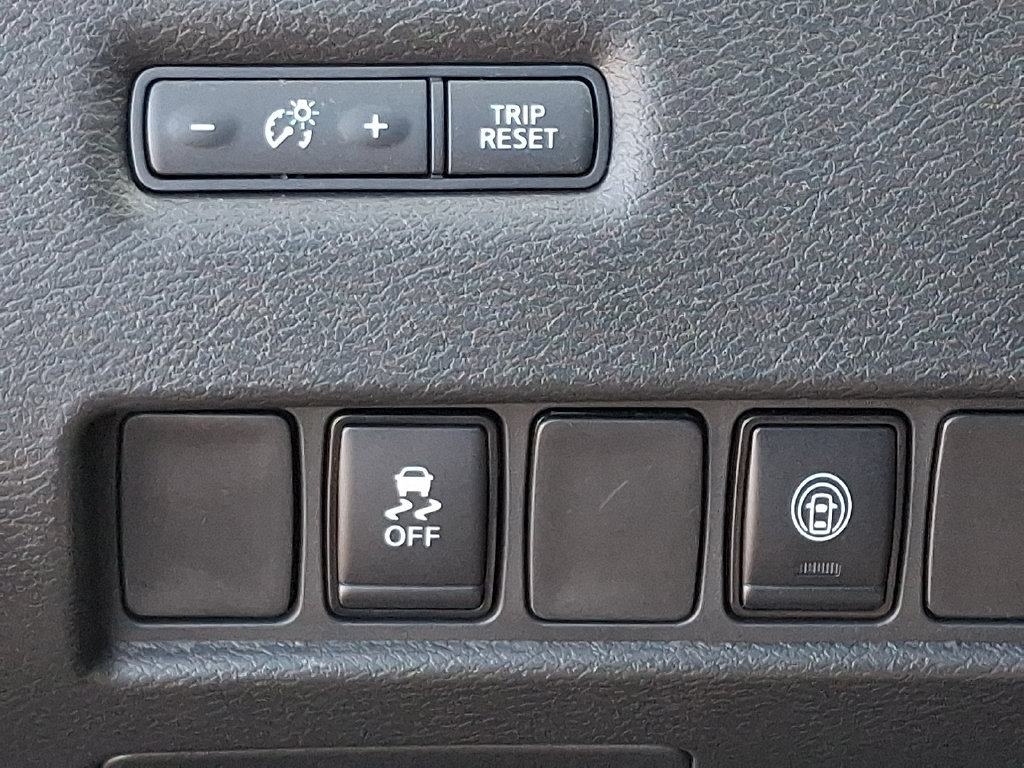 Certified 2024 Nissan Murano SV w/ SV Midnight Edition Package AWD/4WD image 26