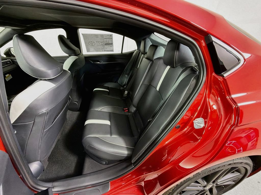New 2026 Toyota Camry Hybrid AWD/4WD image 19