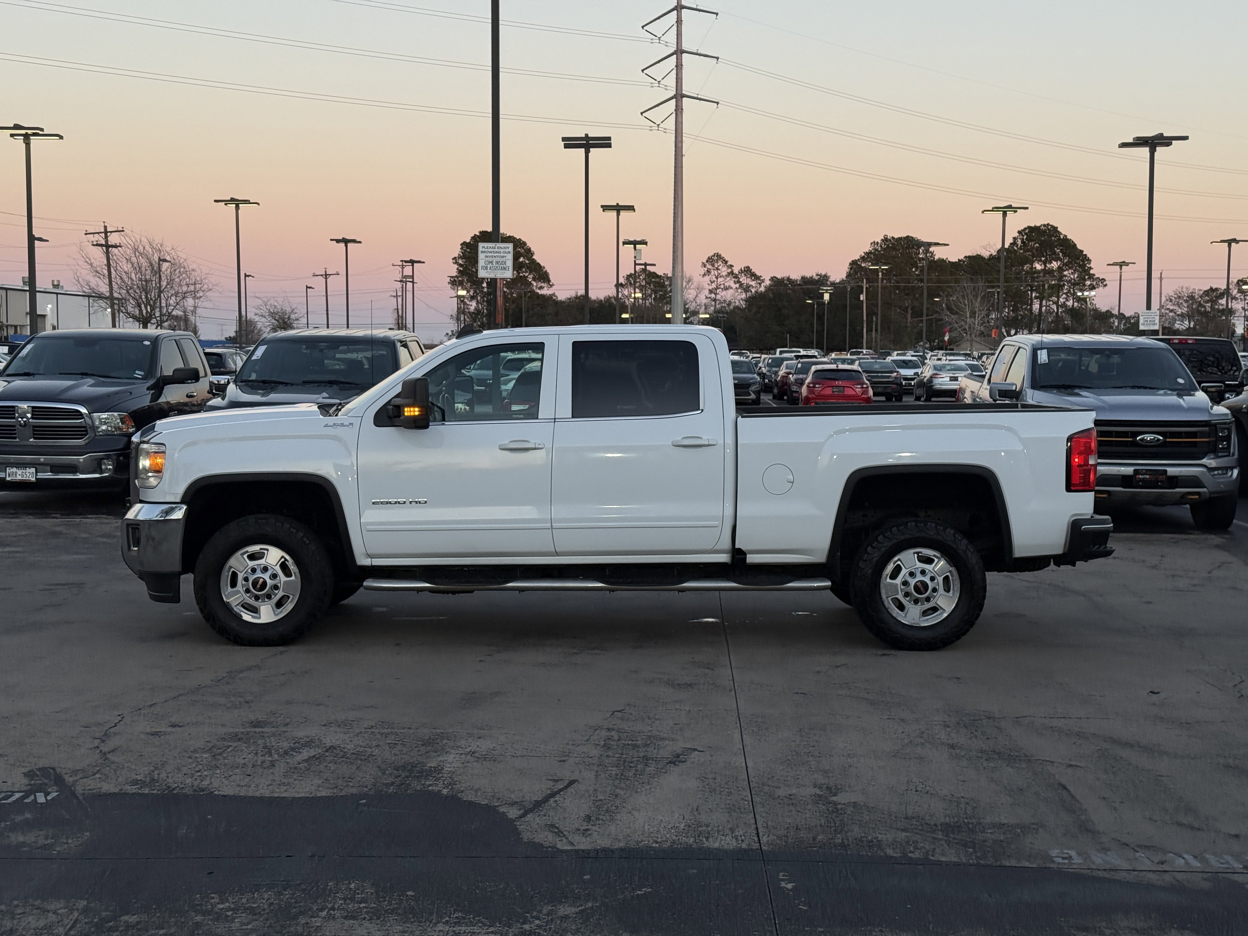 Used 2017 GMC Sierra 2500 SLE image 10