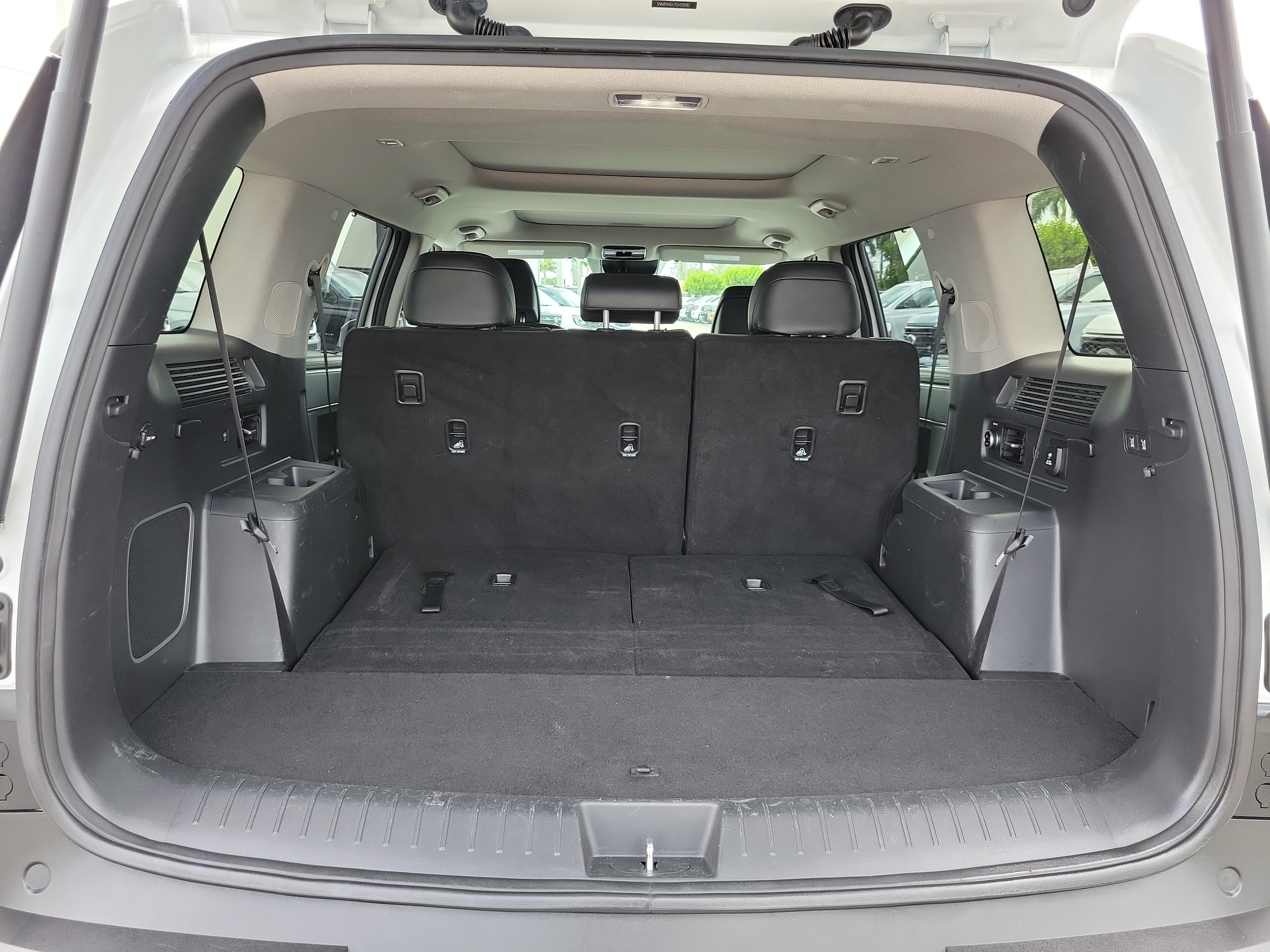 Used 2025 Hyundai Santa Fe Limited FWD image 17