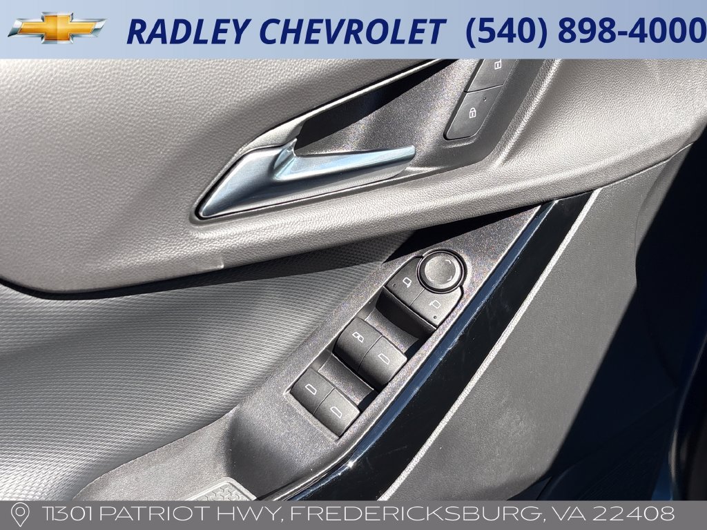 Used 2026 Chevrolet Equinox LT AWD/4WD image 5