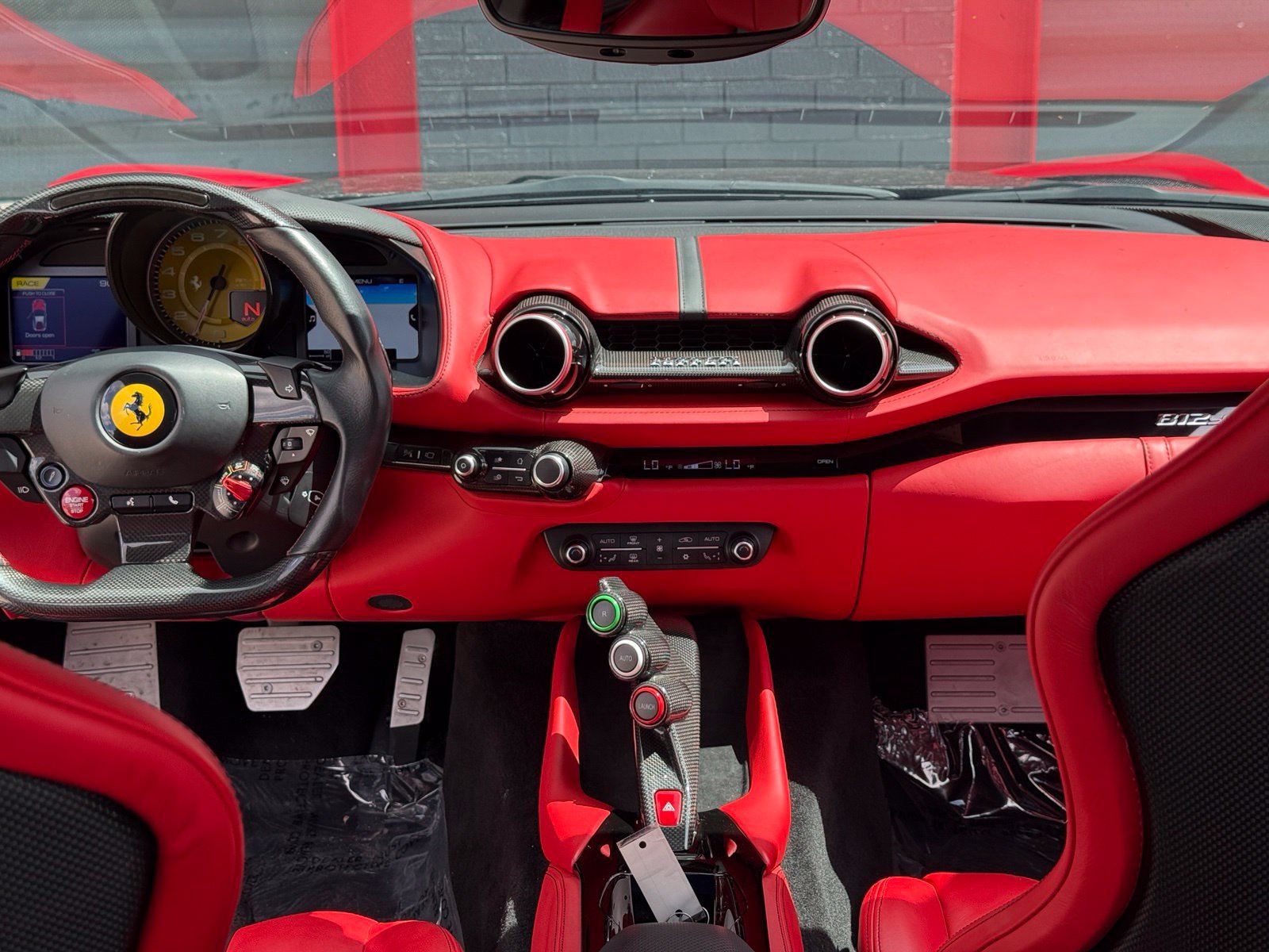 Used 2020 Ferrari 812 Superfast RWD image 46