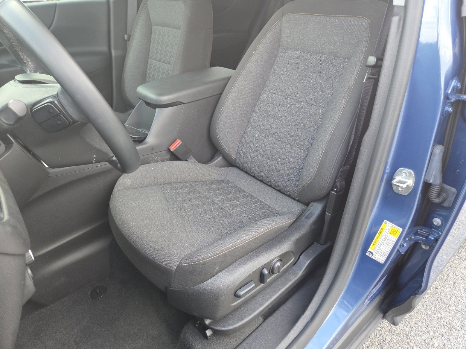 Used 2024 Chevrolet Equinox LT FWD image 27