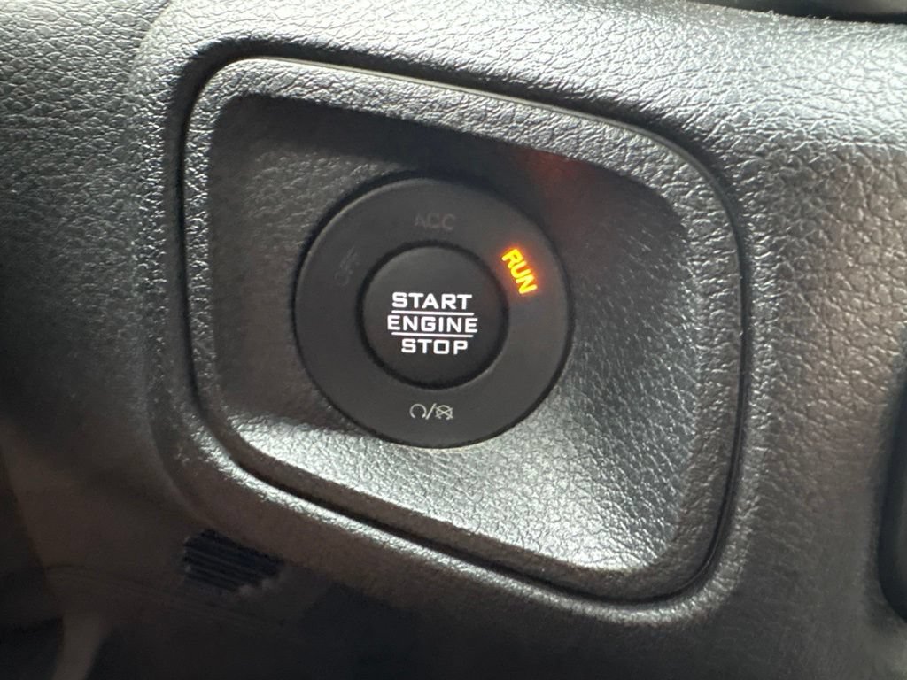 Used 2024 Jeep Wrangler Unlimited Sport AWD/4WD image 28