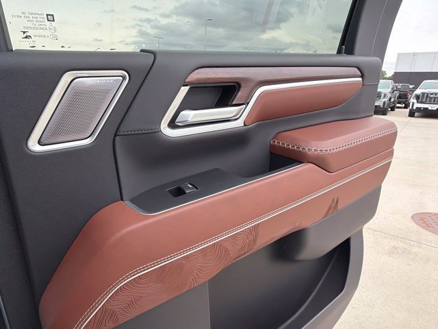 New 2026 GMC Sierra 3500 Denali Ultimate AWD/4WD image 37