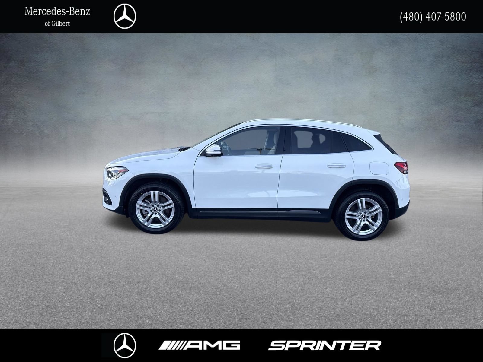 Used 2022 Mercedes-Benz GLA 250 4MATIC w/ Premium Package Lite image 2