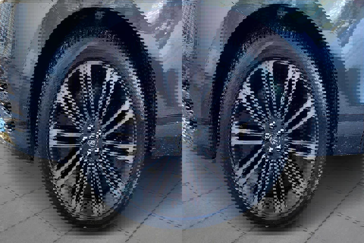 Certified 2026 Land Rover Range Rover Velar Dynamic SE image 11