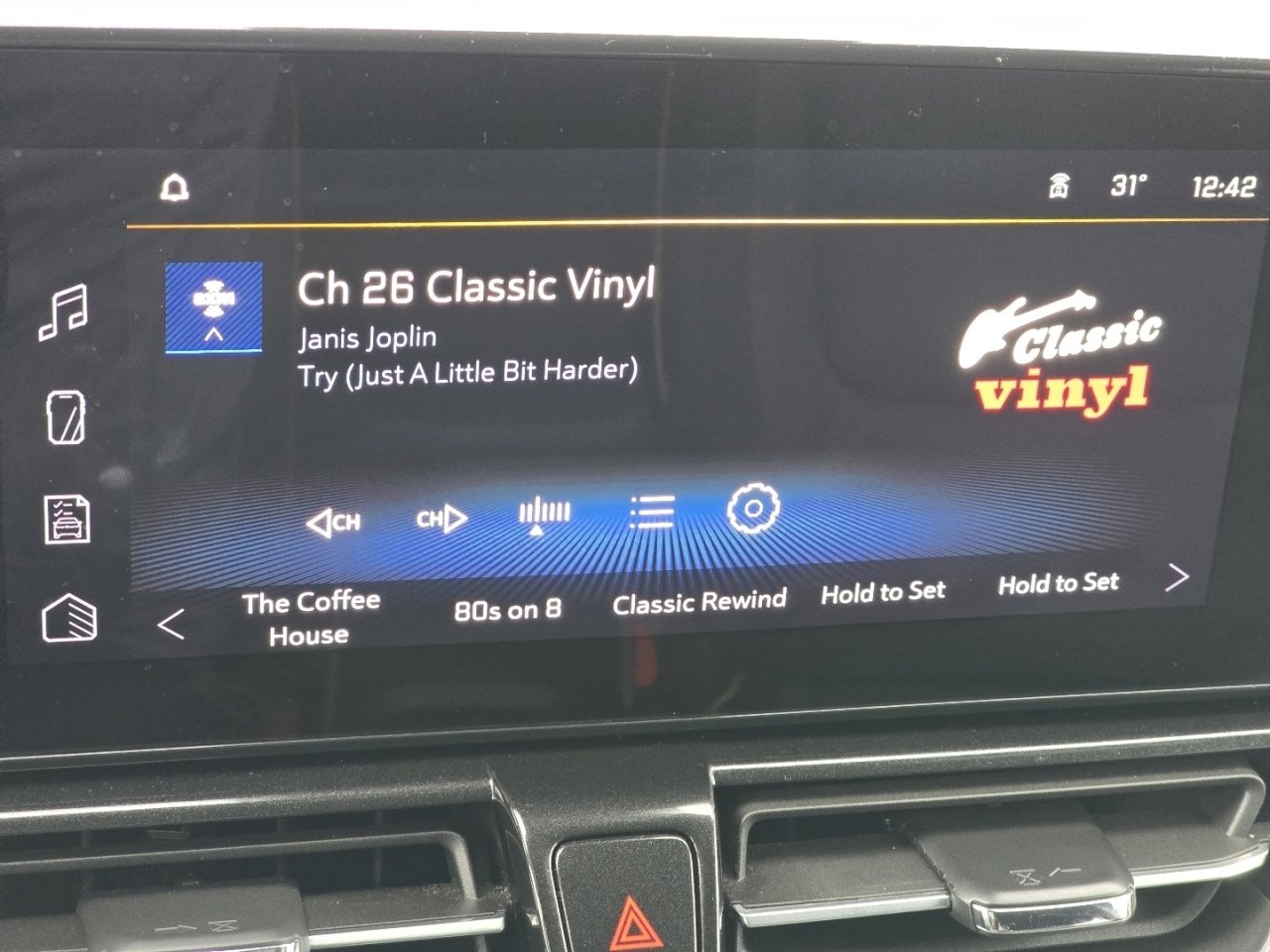 Used 2025 Chevrolet TrailBlazer ACTIV w/ Driver Confidence Package image 5