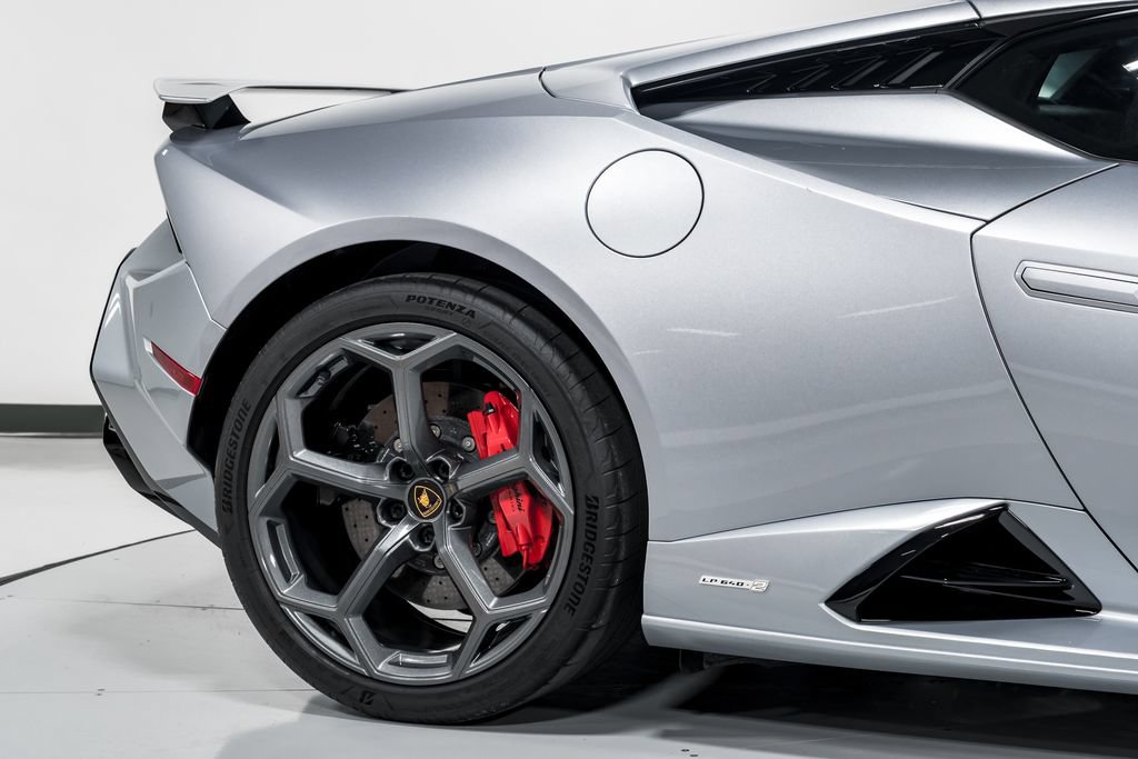Used 2023 Lamborghini Huracan Tecnica RWD image 47