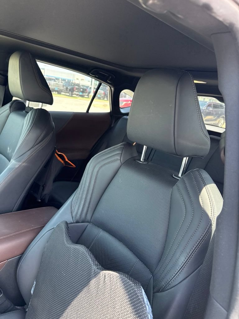 Used 2021 Toyota Venza Limited w/ Advanced Technology Package AWD/4WD image 9