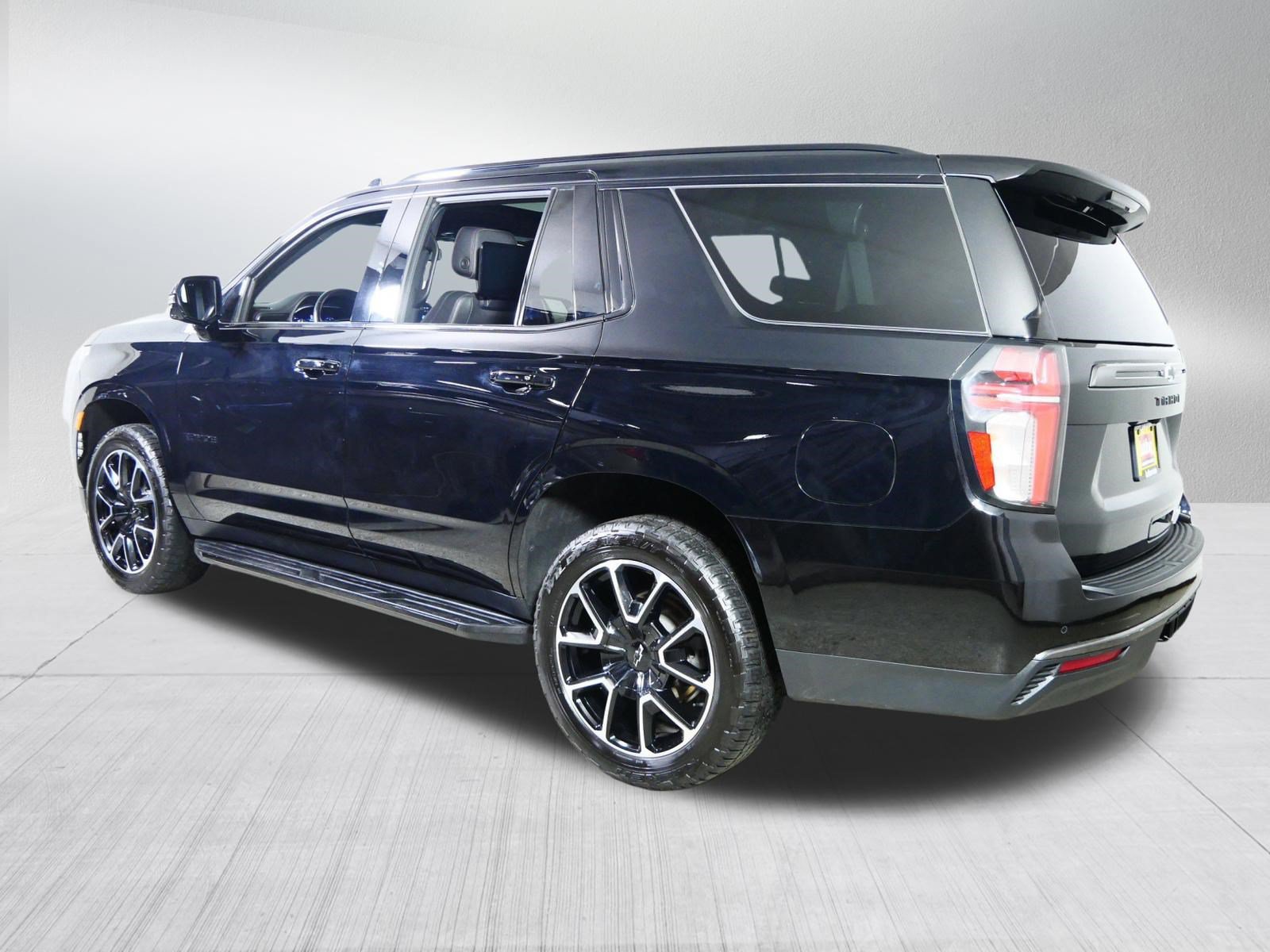 Used 2022 Chevrolet Tahoe RST w/ Luxury Package AWD/4WD image 5