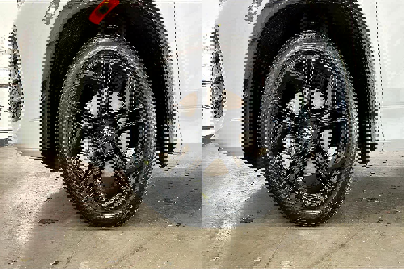 New 2026 Volkswagen Tiguan SE R-Line image 14