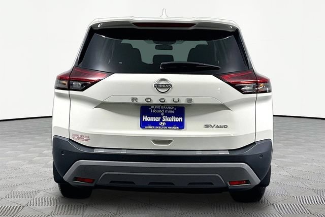 Used 2023 Nissan Rogue SV AWD/4WD image 5