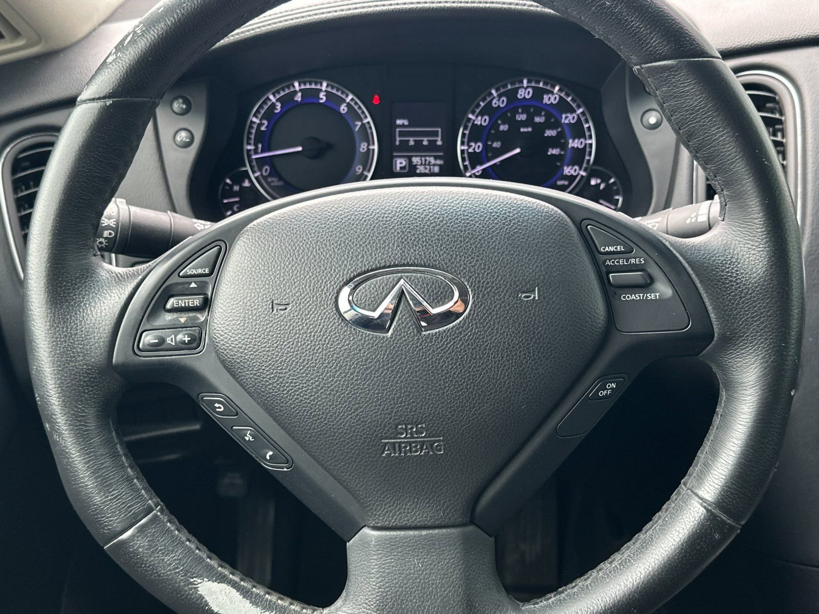 Used 2016 INFINITI QX50 AWD w/ Deluxe Touring Package image 22