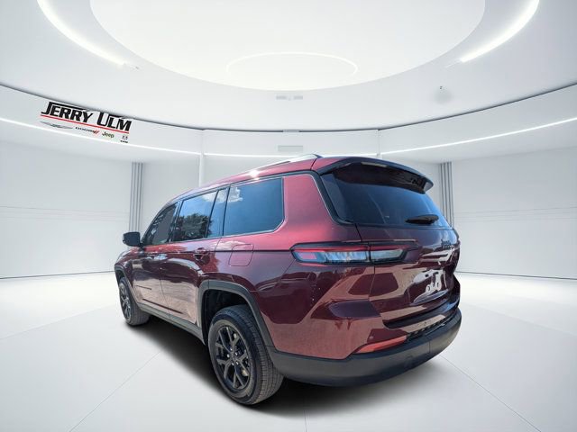 New 2025 Jeep Grand Cherokee L Laredo image 4