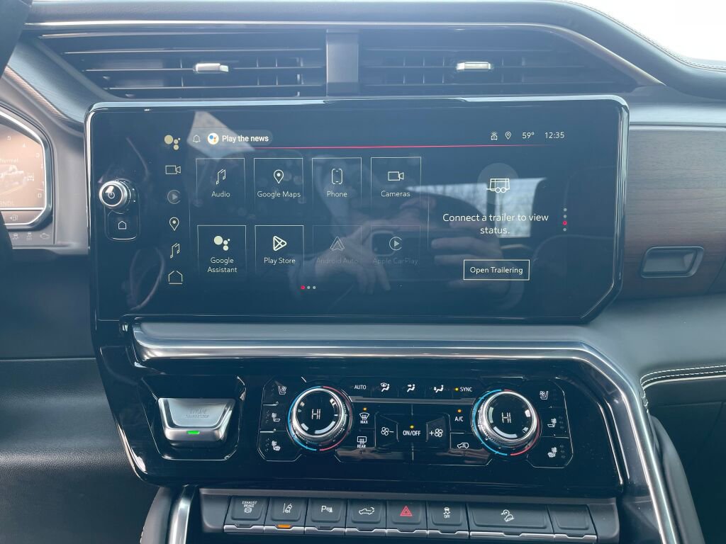 Used 2025 GMC Sierra 2500 Denali Ultimate w/ Max Trailering Package image 10