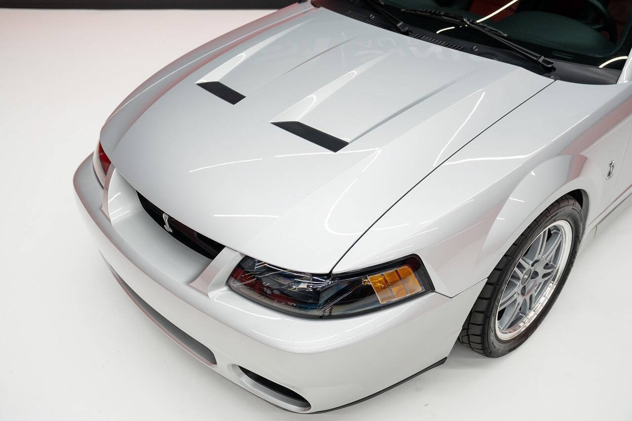 Used 2003 Ford Mustang Cobra RWD image 4