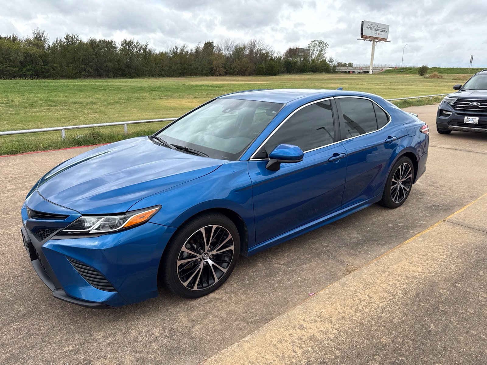 Used 2020 Toyota Camry SE FWD 360° Tour