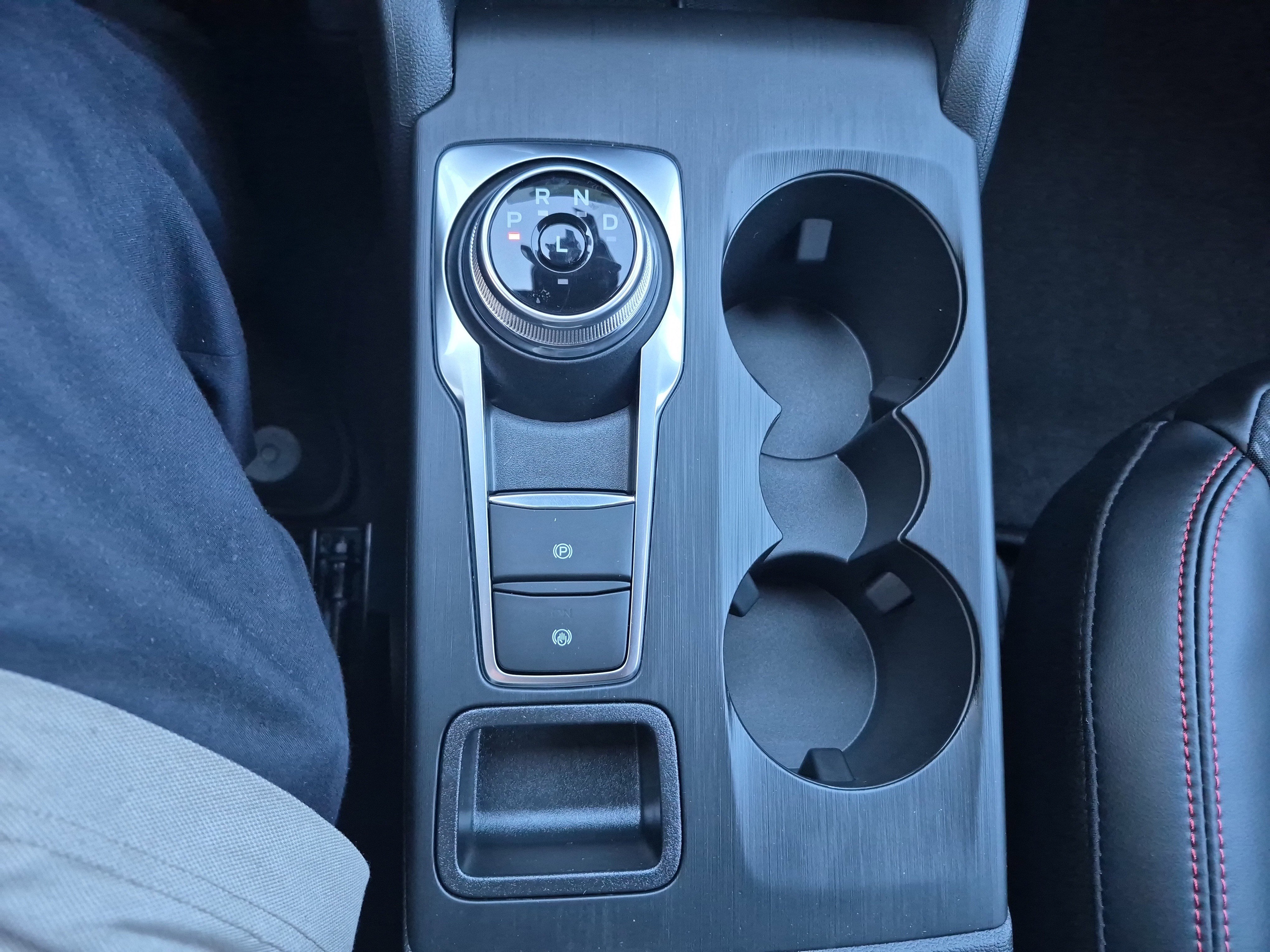 New 2026 Ford Escape ST-Line w/ Tech Pack #1 image 30