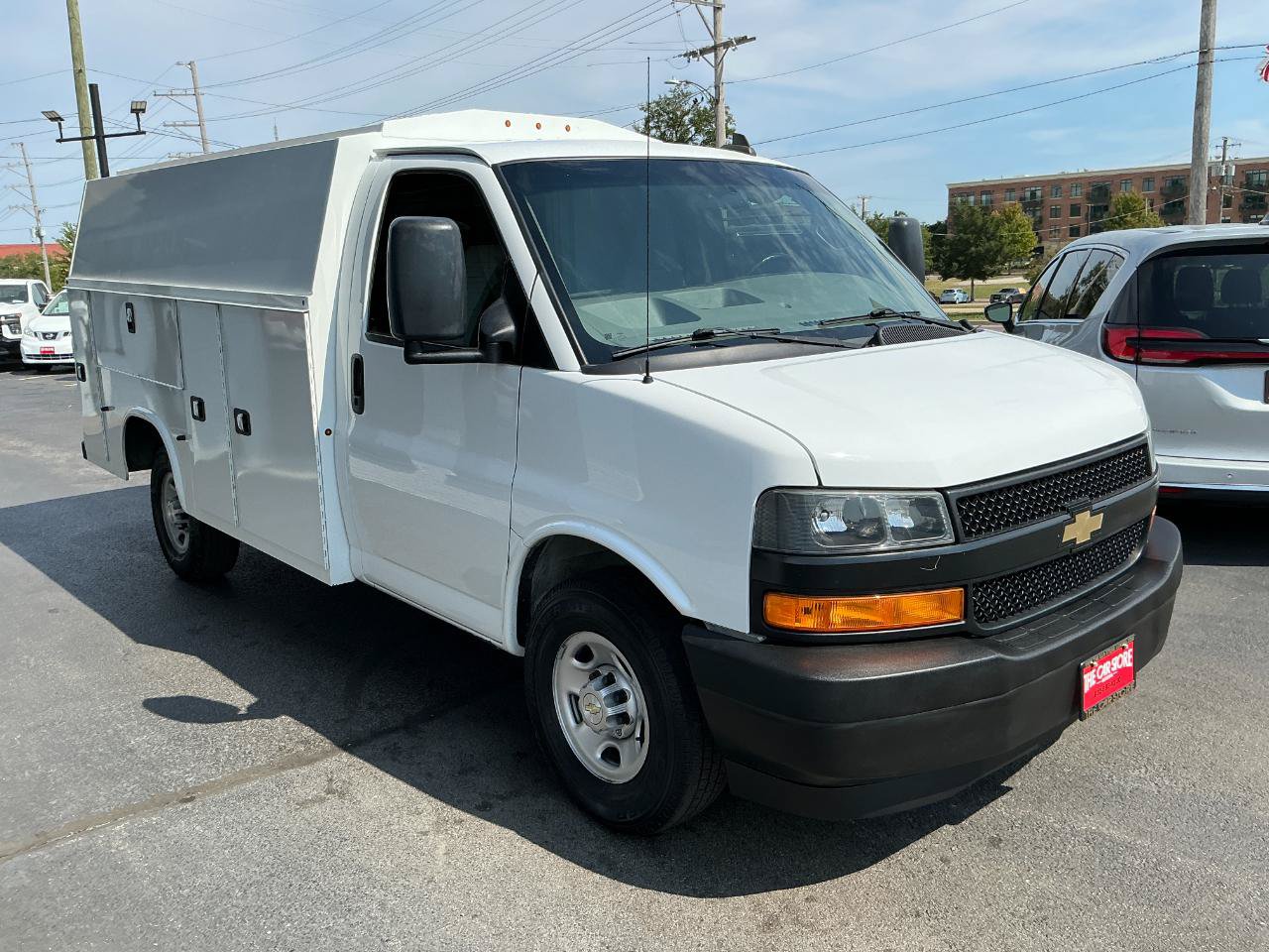 Used 2021 Chevrolet Express 3500 w/ Power Convenience Package RWD image 3