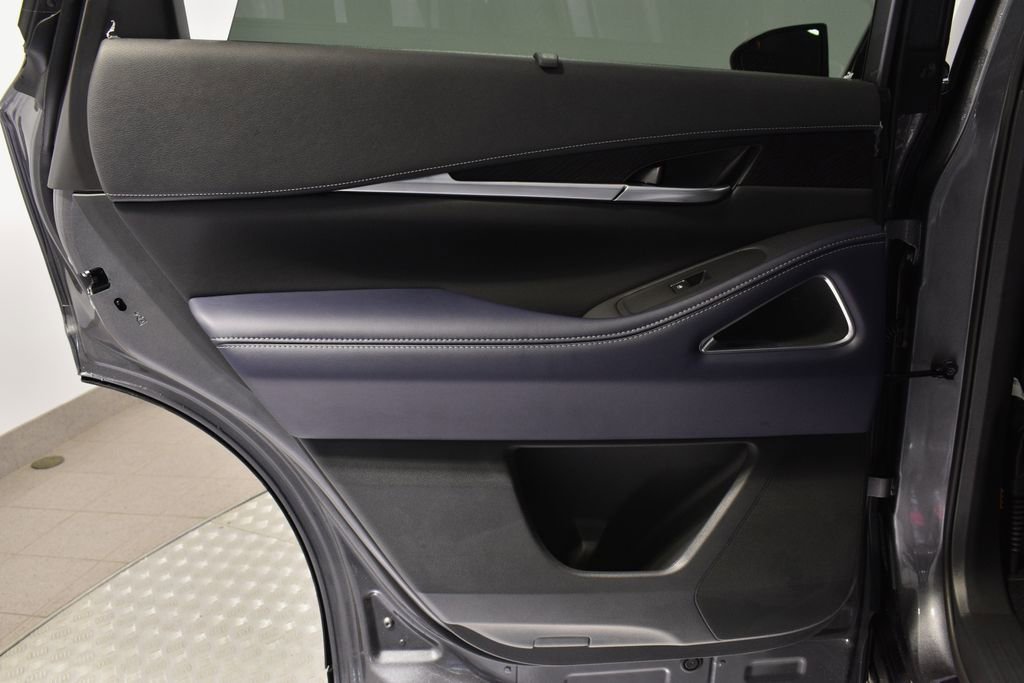 New 2026 INFINITI QX60 Sport w/ Dark Cargo Package image 27