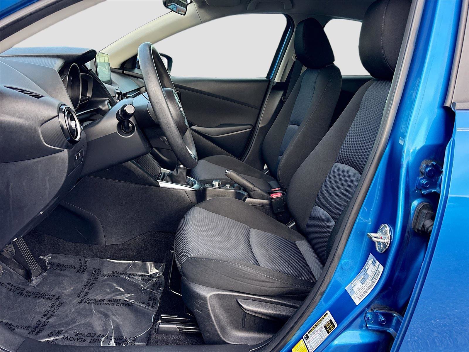 Used 2019 Toyota Yaris LE image 23