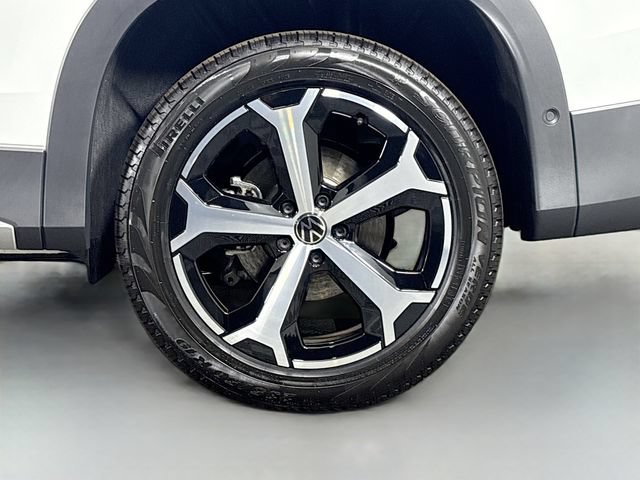 New 2026 Volkswagen Tiguan SE AWD/4WD image 33