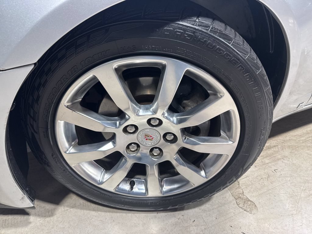 Used 2009 Cadillac CTS 3.6 RWD image 2