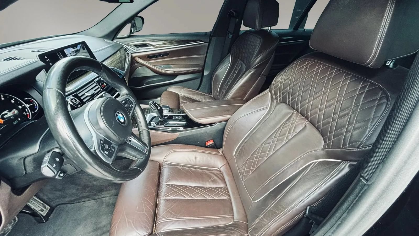 Used 2018 BMW 530i xDrive AWD/4WD image 9