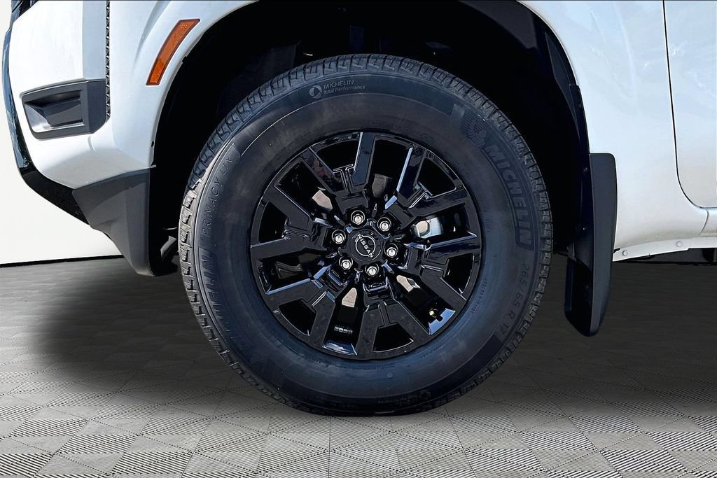 Used 2026 Nissan Frontier SV w/ Tow Package RWD image 24