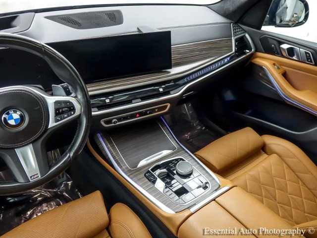 Used 2024 BMW X7 xDrive40i w/ M Sport Package image 18