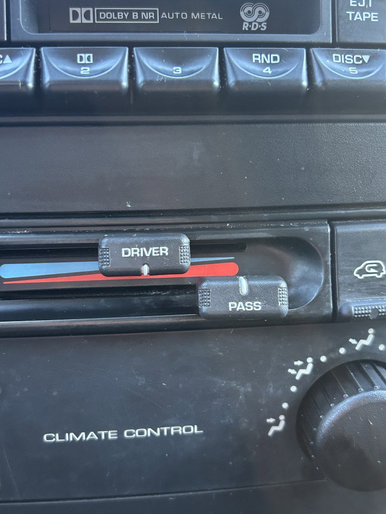 Used 2005 Chrysler Town & Country LX w/ Popular Equipment Group I image 11