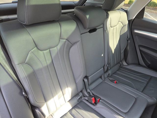 Used 2024 Audi Q5 2.0T Premium Plus image 40