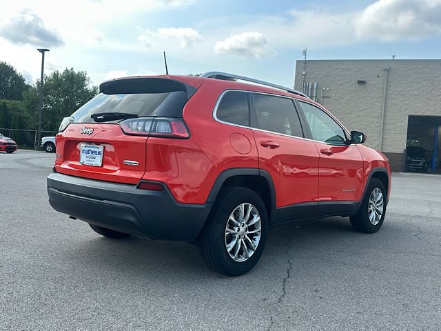 Used 2021 Jeep Cherokee Latitude Plus AWD/4WD image 9