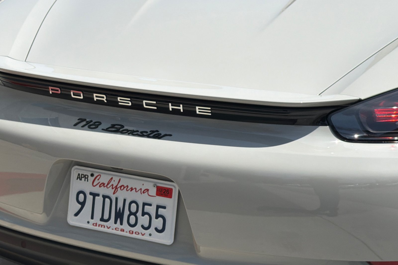 Used 2025 Porsche 718 Boxster w/ Premium Package RWD image 22
