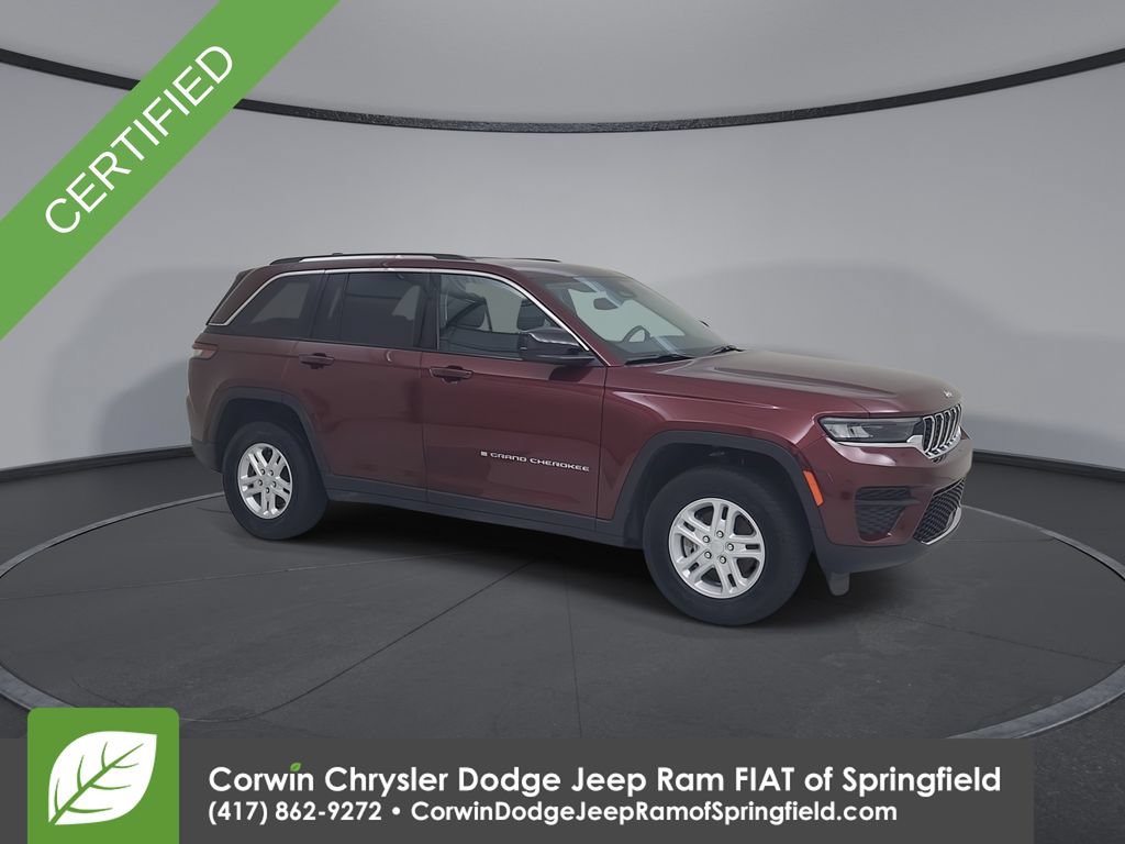 Used 2023 Jeep Grand Cherokee Laredo w/ Luxury Tech Group I AWD/4WD image 2