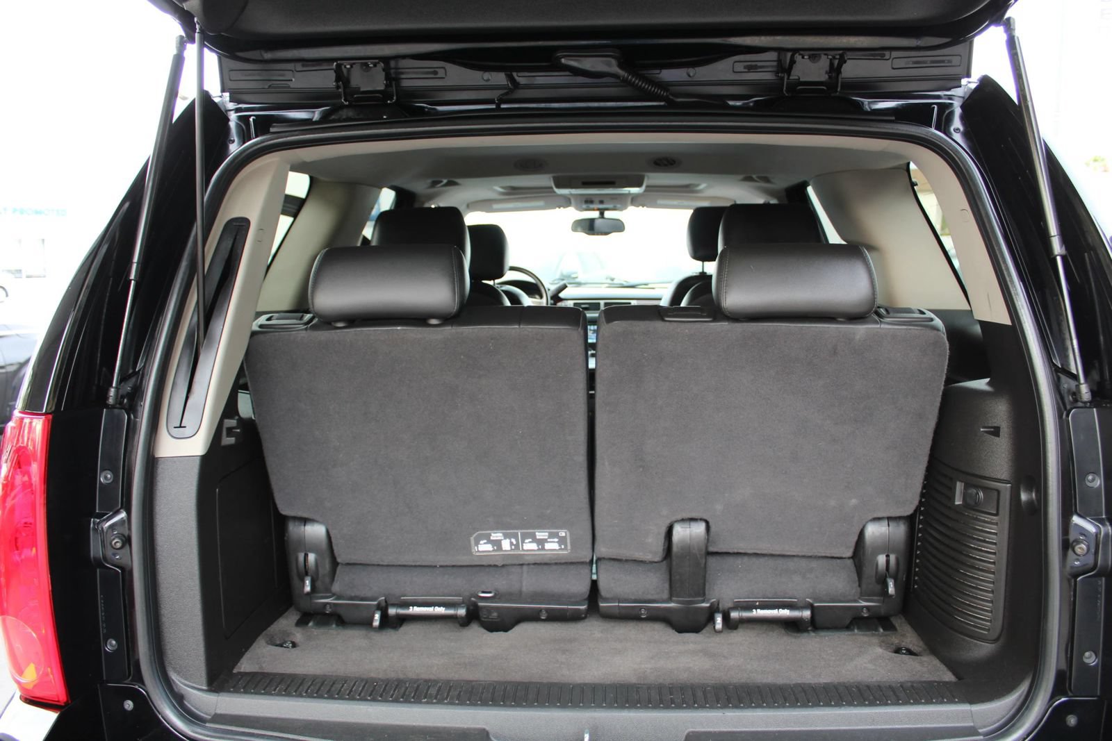 Used 2013 GMC Yukon SLT AWD/4WD image 37