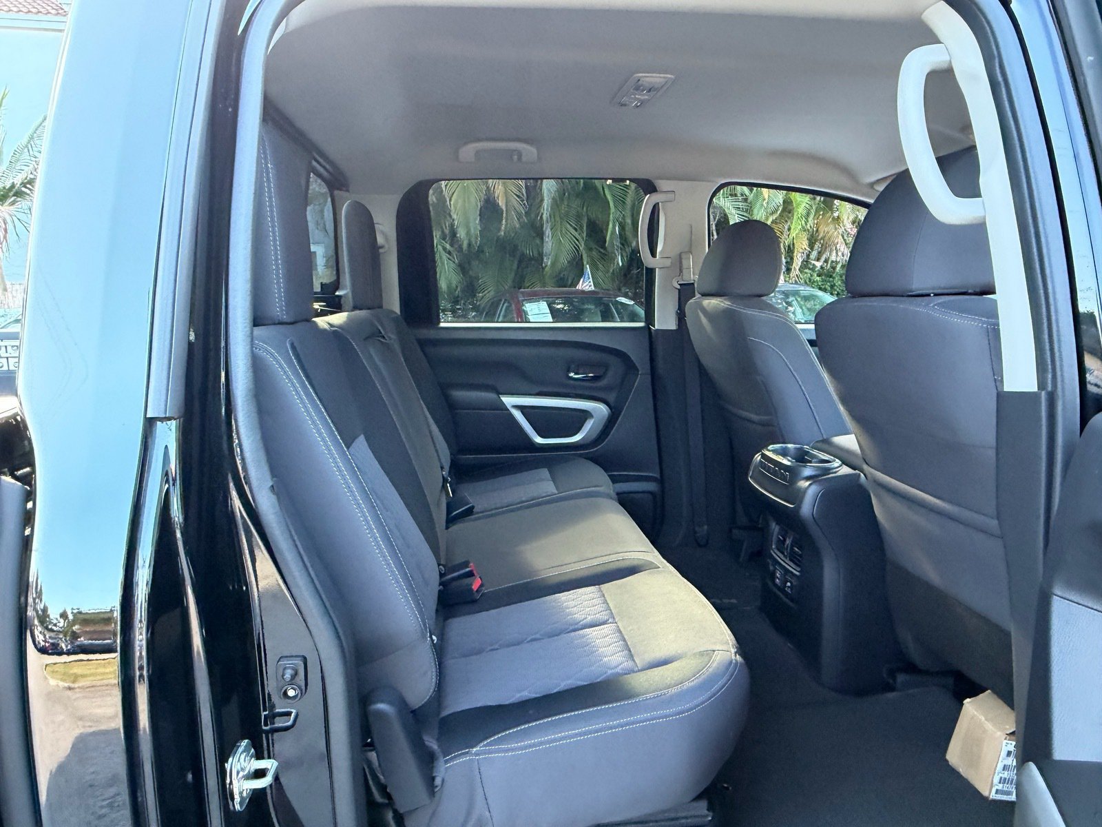 Certified 2024 Nissan Titan SV w/ SV Convenience Package AWD/4WD image 16