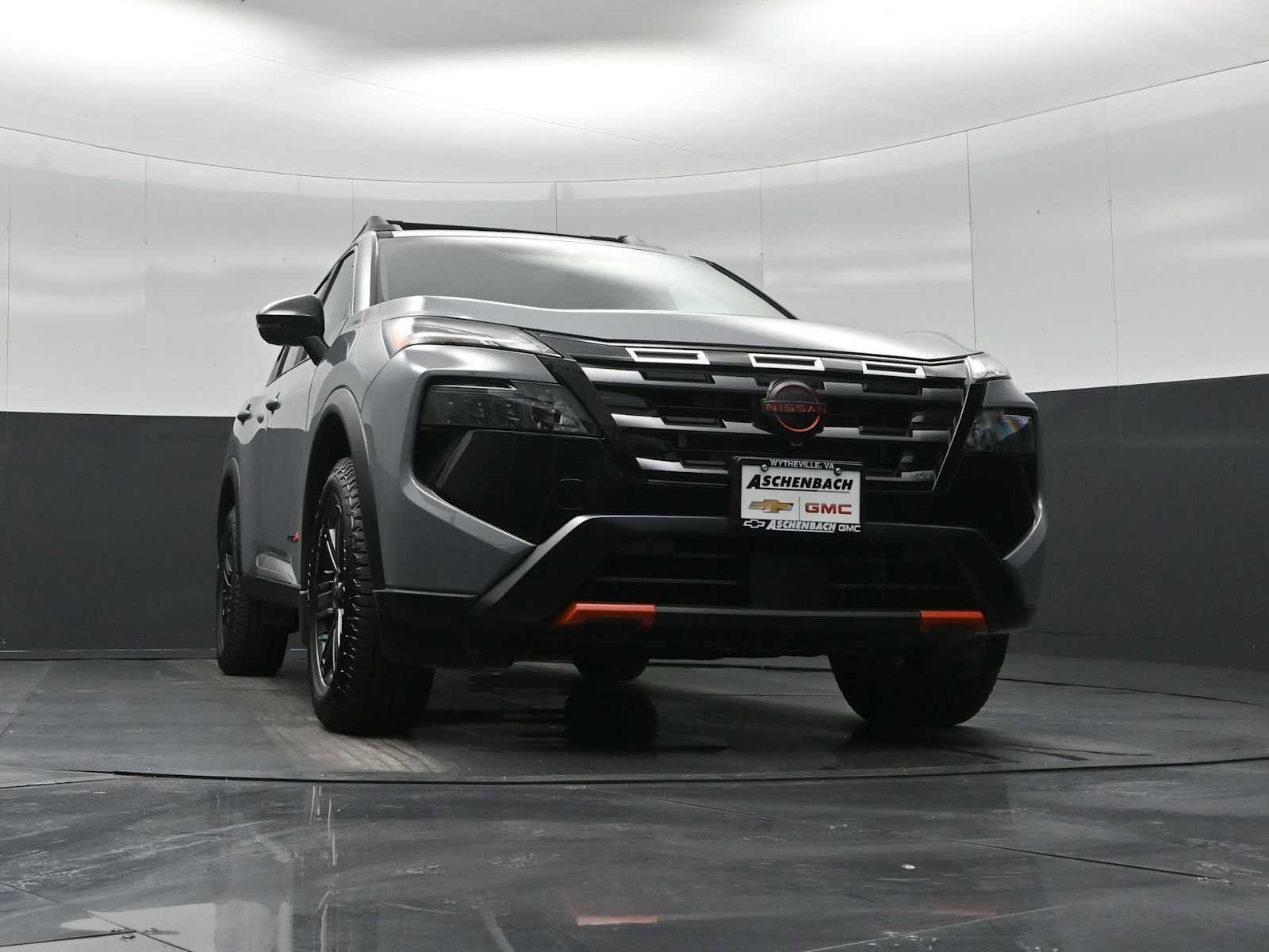 Used 2025 Nissan Rogue SV w/ Rock Creek Premium Package image 19