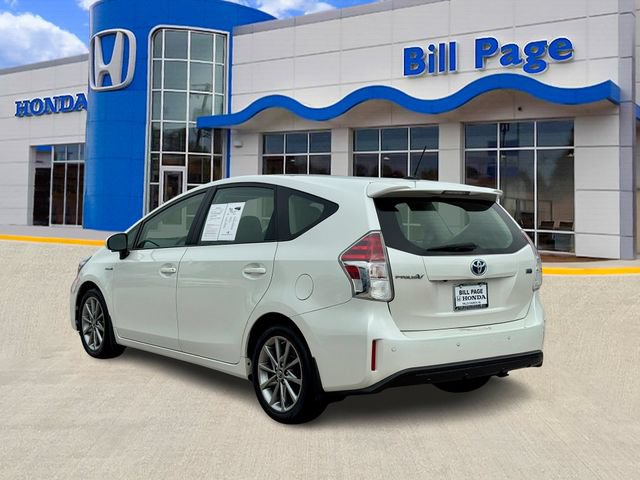 Used 2017 Toyota Prius V Five w/ Advanced Technology Package FWD image 5