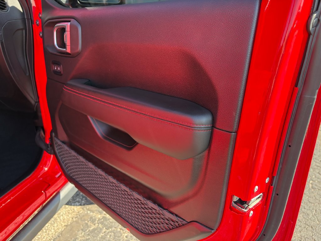 Used 2024 Jeep Wrangler Unlimited Rubicon 392 AWD/4WD image 11