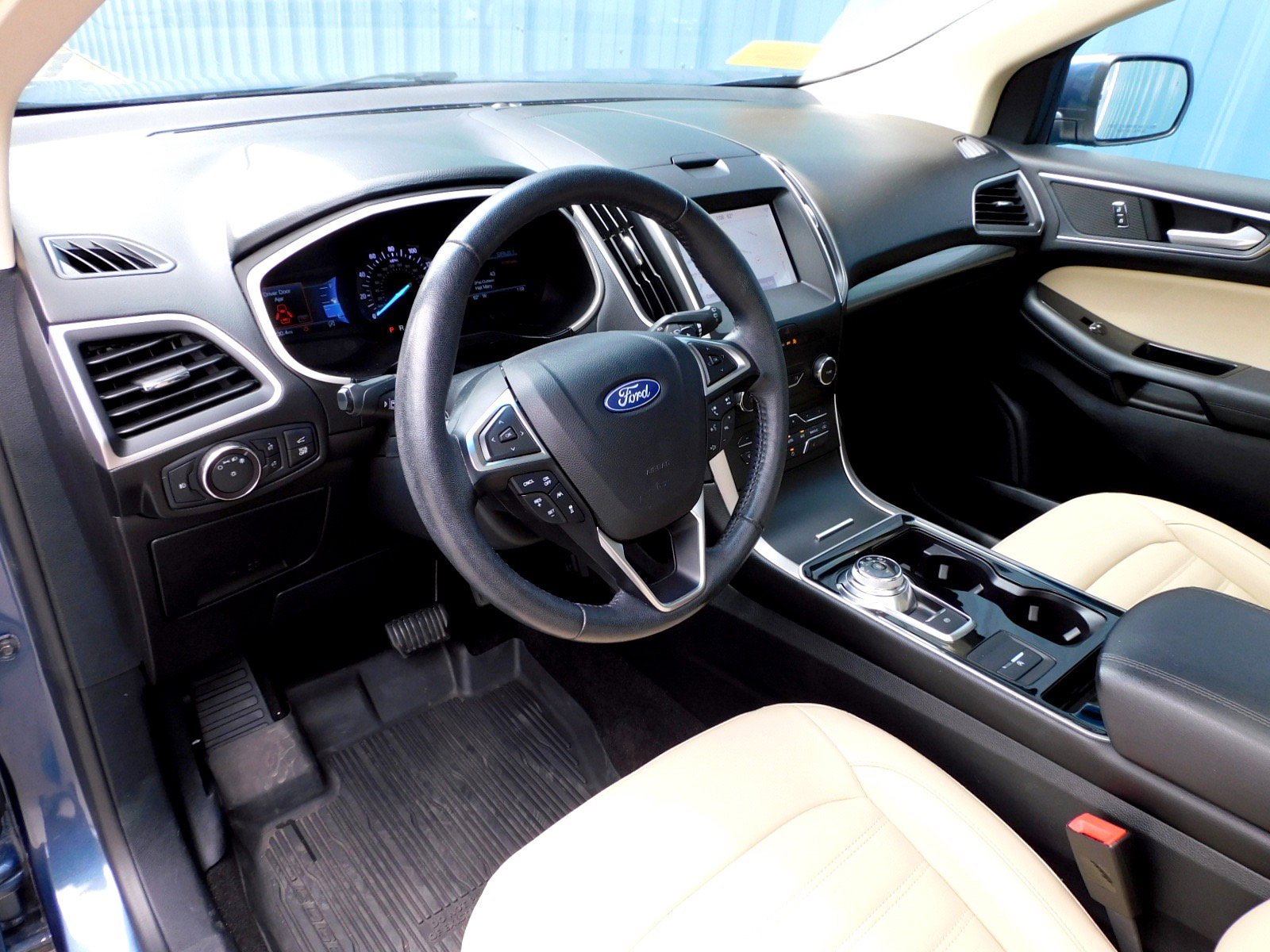 Used 2019 Ford Edge SEL w/ Equipment Group 201A AWD/4WD image 13
