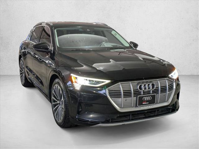 Used 2019 Audi e-tron Prestige image 3