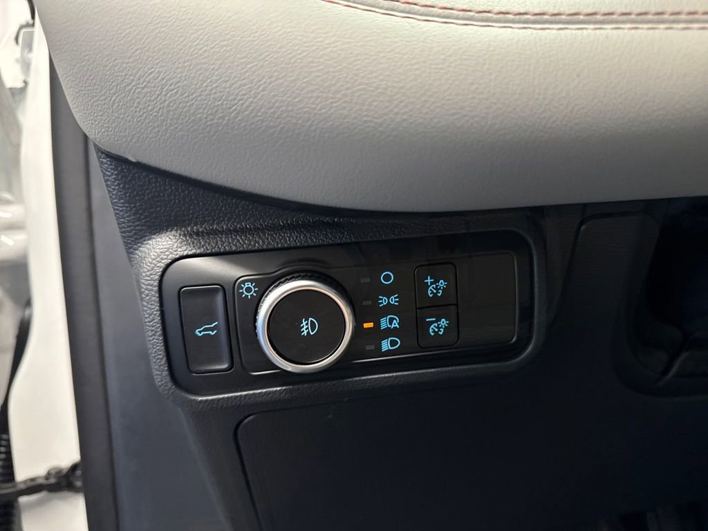 New 2026 Ford Explorer Active AWD/4WD image 32