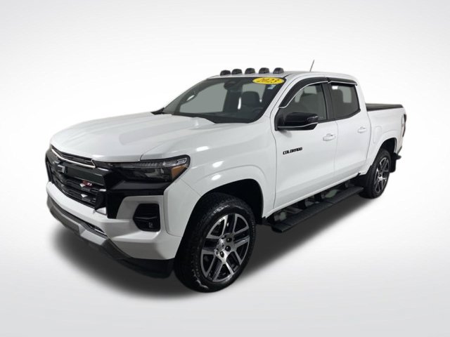 Used 2023 Chevrolet Colorado Z71 w/ Z71 Convenience Package 2 AWD/4WD image 14