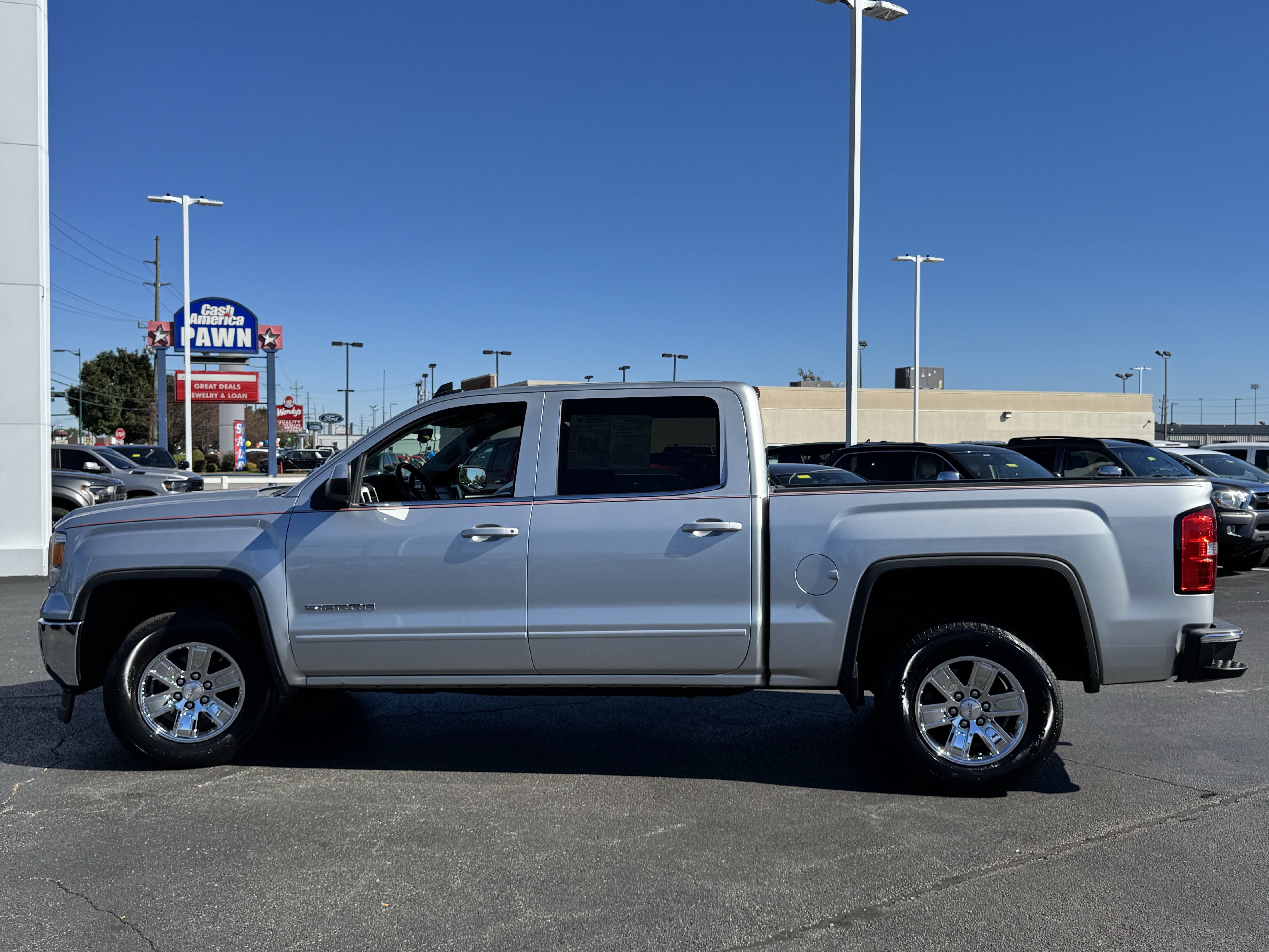 Used 2015 GMC Sierra 1500 SLE w/ SLE Value Package image 16