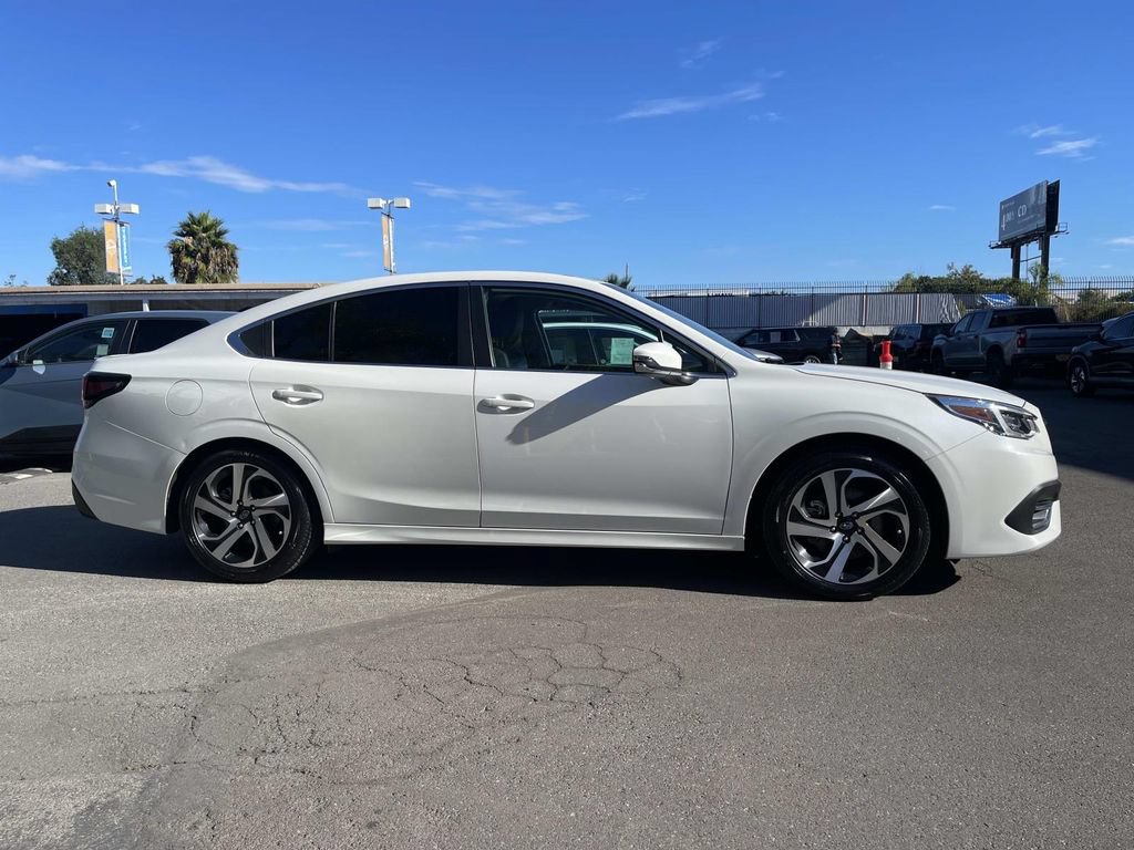 Used 2022 Subaru Legacy Limited AWD/4WD image 2