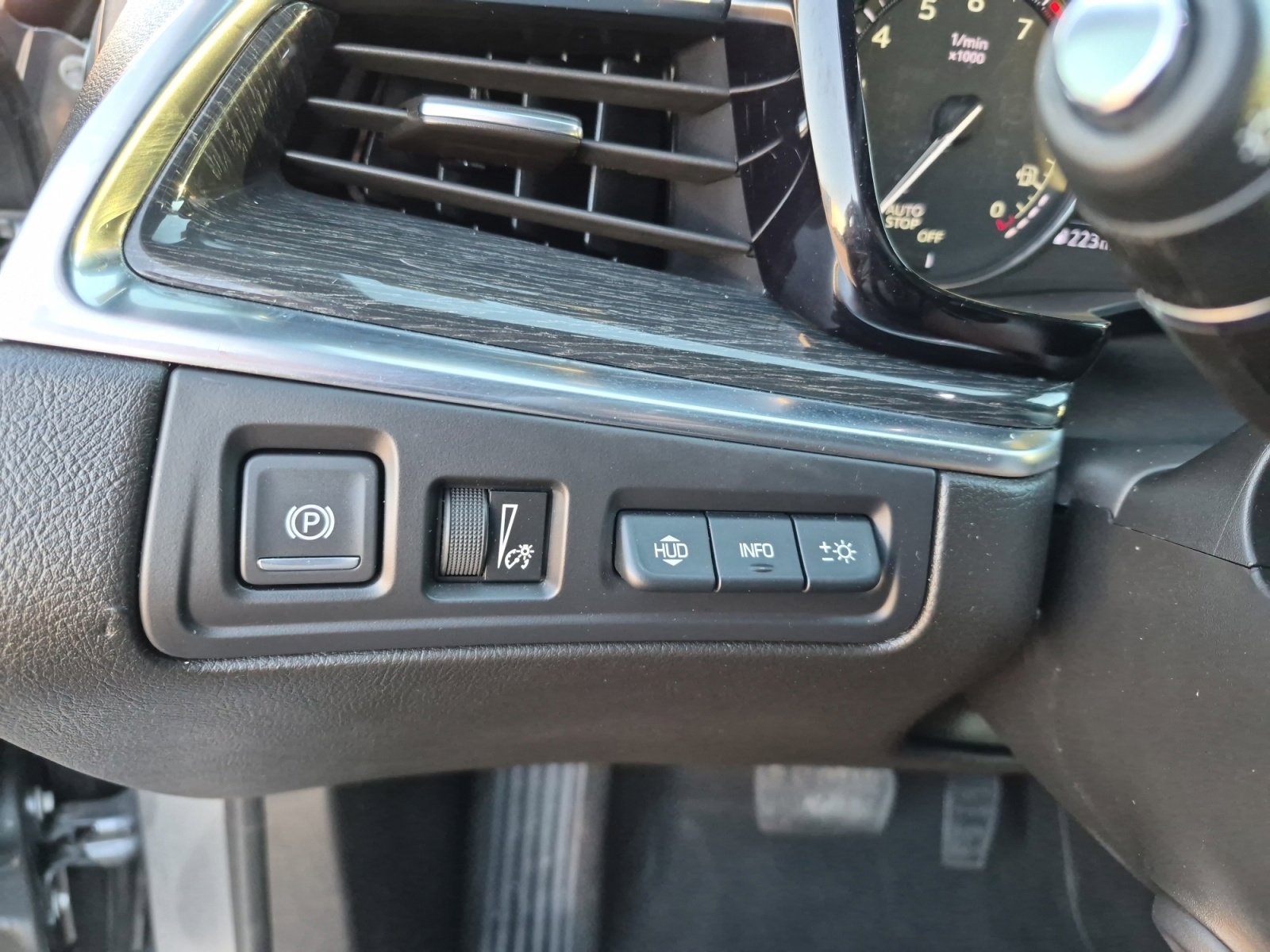 Used 2021 Cadillac XT5 Premium Luxury image 28