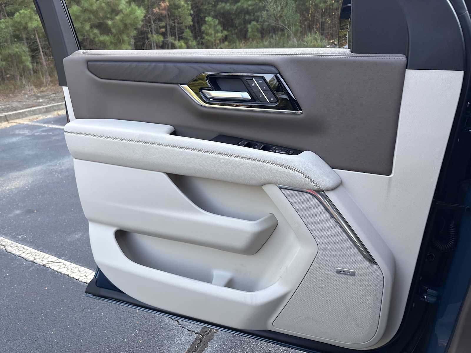 New 2026 GMC Yukon Denali w/ Sun & Power Step Package RWD image 11